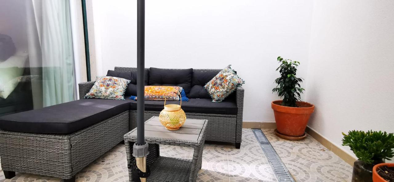 Quarto Duplo Com Kitchenette, Wc E Patio Privativo Apartment Corroios Exterior foto