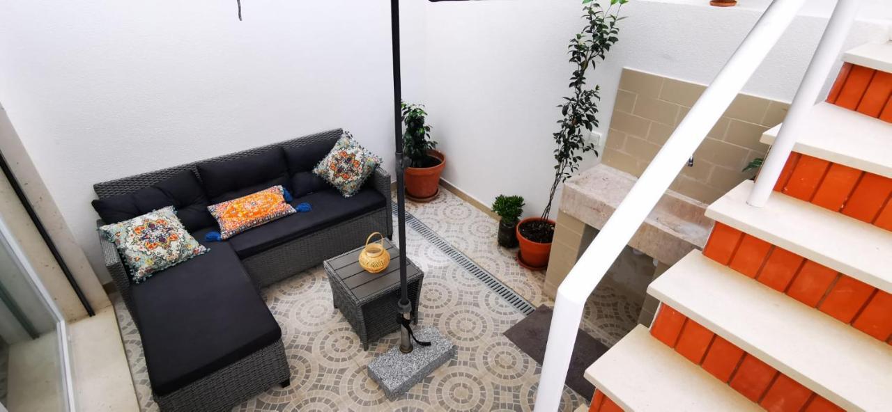 Quarto Duplo Com Kitchenette, Wc E Patio Privativo Apartment Corroios Exterior foto
